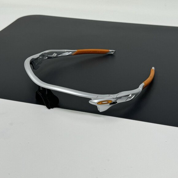 Oakley RadarLock Pitch Silver Sunglasses Frame Scratched Lenses